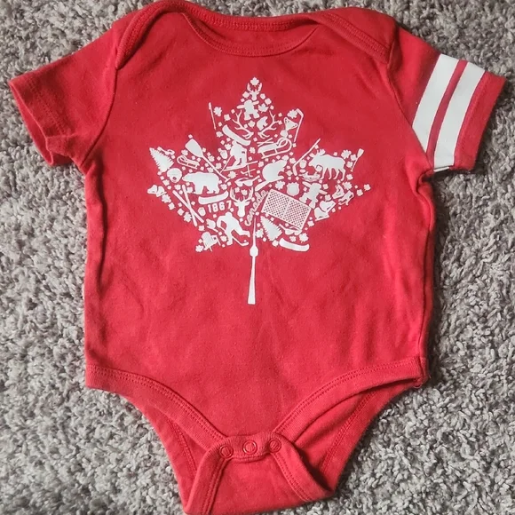 Assorted Kids One Pieces Set - Picture 2 of 11